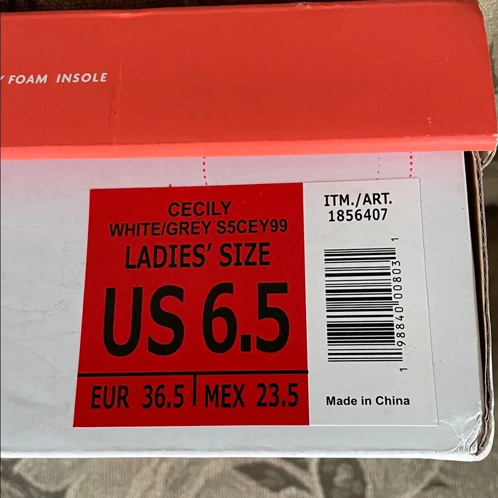 JSPORT Cecily Sneakers, Women’s 6.5, White Gray